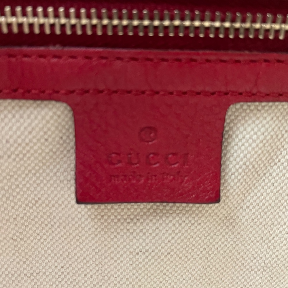 Gucci Boston Red Sherryline 2-way Crossbody Tote - Picture 8 of 15